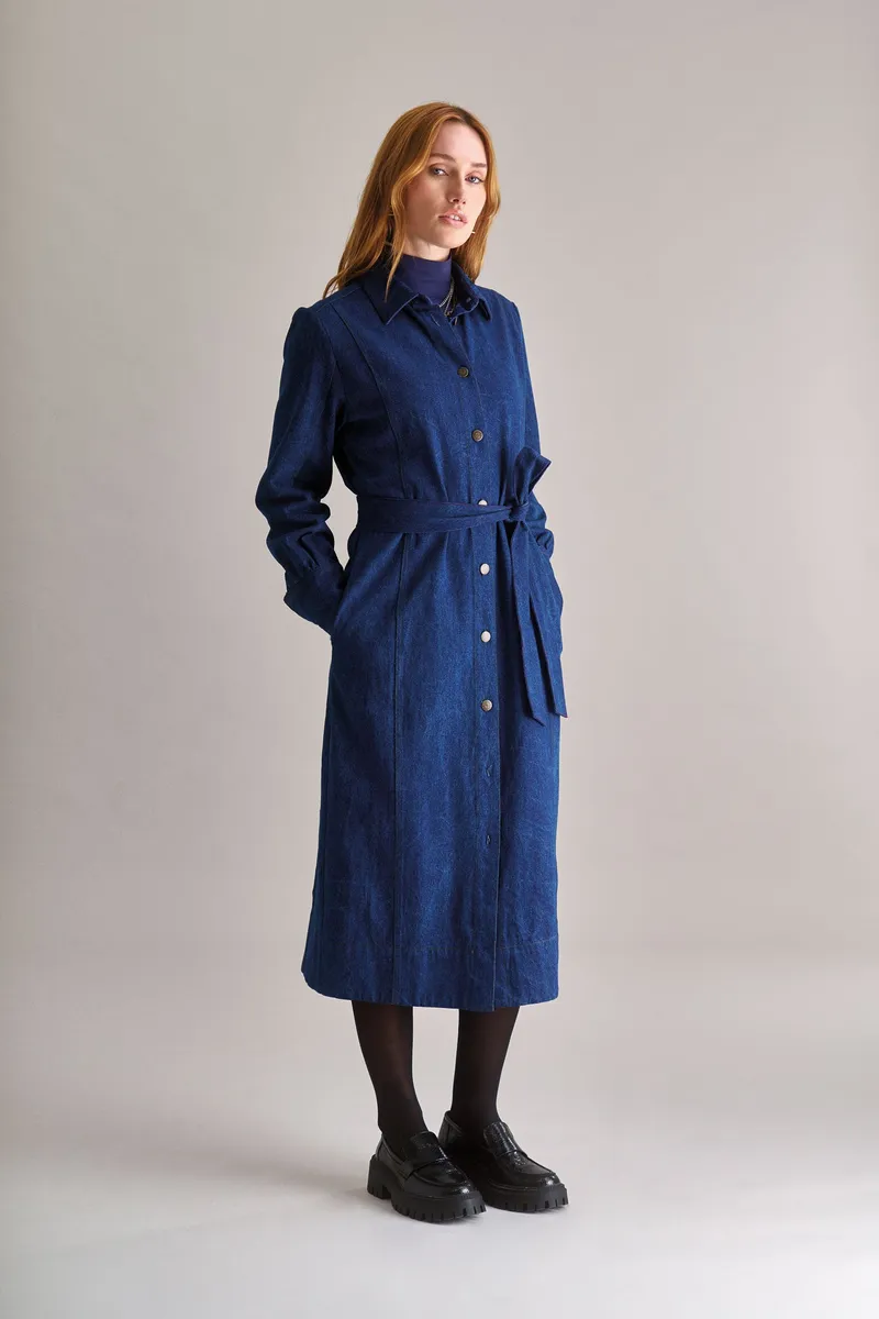KOMODO KOMODO Damen vegan Kleid Denim Hariti Dunkelblau, Dunkelblau, – Produktbild 2 von 2