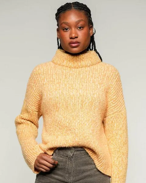Alma & Lovis Alma & Lovis Multicolor Rippenpullover im Alpaka-Mix | Fancy Rolli, Gold (gelb), – Produktbild 1 von 4