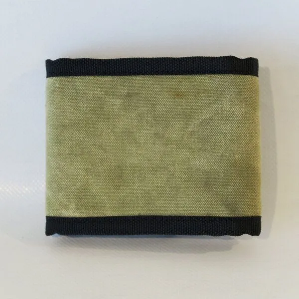 Leonca Leonca Portemonnaie aus recyceltem Seesack Leinen – Produktbild 3 von 4