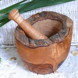 Olivenholz erleben Olivenholz erleben Mörser RUSTIKAL inkl. Stößel (ca. 14 cm)  aus Olivenholz – Produktbild 1 von 1
