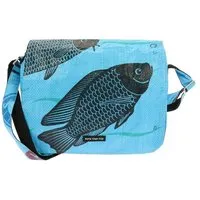 MoreThanHip MoreThanHip Handtasche aus recycelten Zement- oder Tierfuttersäcken Qinisa, Blau - fisch, – Produktbild 1 von 1