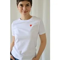 Kultgut Kultgut Artdesign - Biofair- Flauschiges Femin Shirt / little red heart, Weiß, – Produktbild 1 von 1