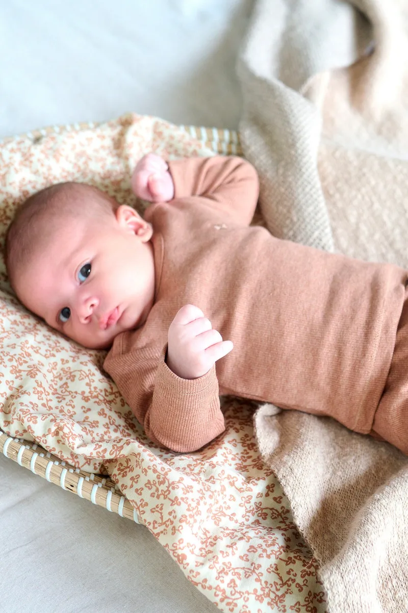 Noppies Newborn Langarmshirt Natal, Orange, – Produktbild 3 von 3