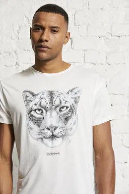Wunderwerk Wunderwerk Herren Tee "Tee snow leopard donation male" – Produktbild 1 von 1