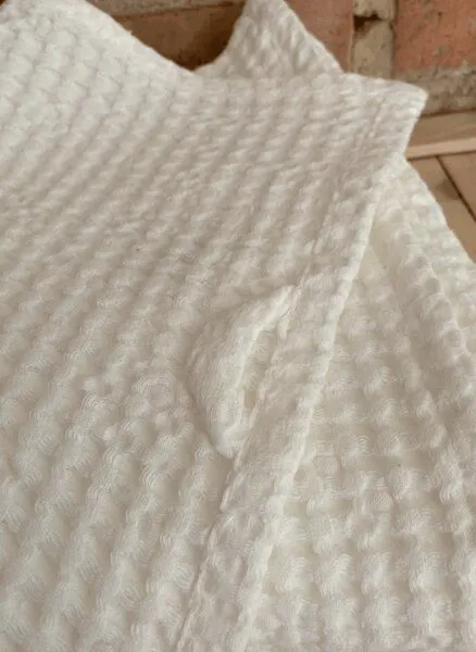 gust. gust. Waffelhandtuch - Gesichtshandtuch aus Leinen und Bio-Baumwolle - 30x40 cm, White (weiß), – Produktbild 1 von 4