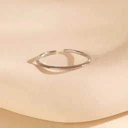 ELEKTROPULLI Größenverstellbarer Feiner Ring Schlicht & Schön 1,2mm schmal, Ø 17 - 19mm von Elektropulli – Produktbild 1 von 1