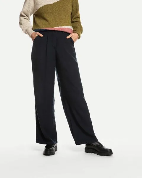 MATONA Matona Hose | Pleated Tencel Trousers | aus Lyocell, Midnight blue, – Produktbild 1 von 3