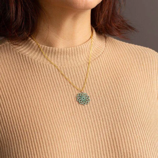 feinformart feinformart Kette mit Holzanhänger 'Mandala', Aquamarin (türkis), – Produktbild 2 von 5