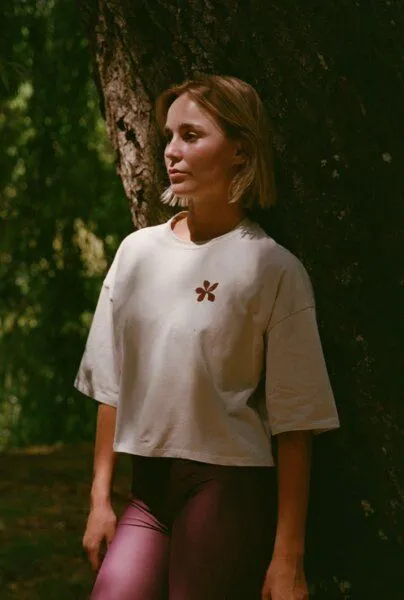 Nénés Nénés T-Shirt – Victoire, Ungebleichte, – Produktbild 1 von 4