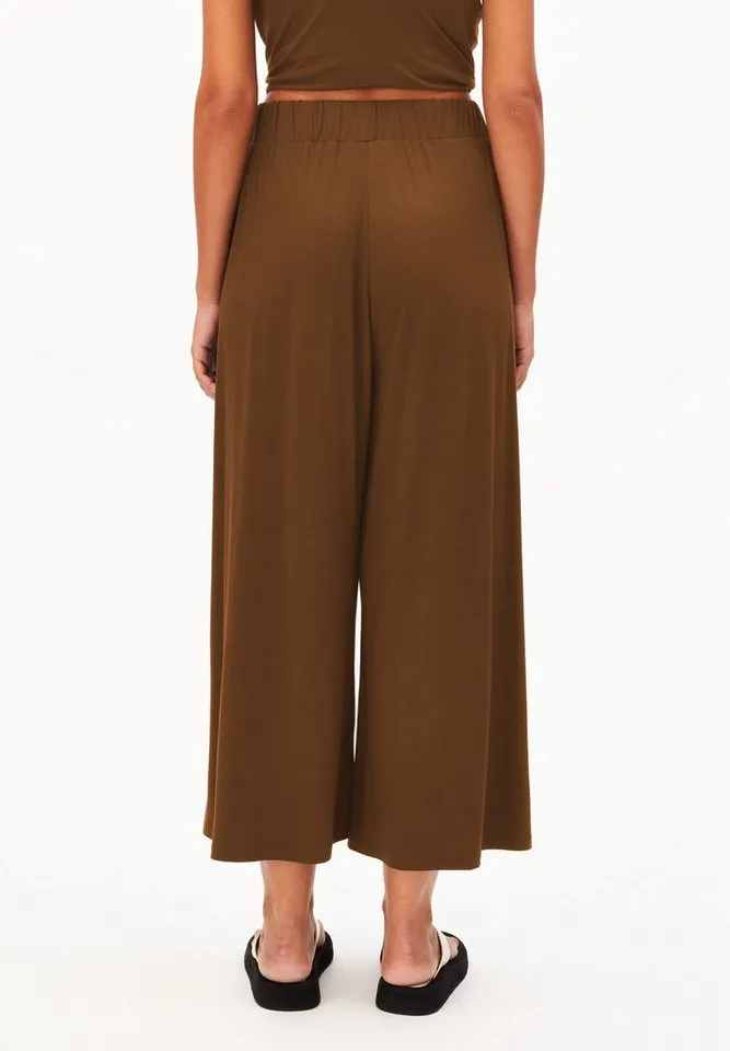 ARMEDANGELS ARMEDANGELS Jerseyhose CROPPED LENZING™ ECOVERO™ Viskose Mix (Oversized Fit) LENZING™ ECOVERO™ Viskose Mix, Dried palm, – Produktbild 4 von 5