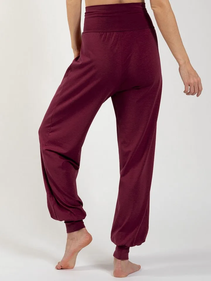 Magadi Magadi Yogahose Florence aus weichem Naturmaterial, Rot, – Produktbild 5 von 5