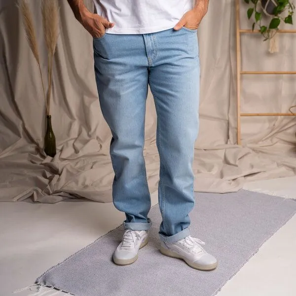 Vresh Clothing Vresh Clothing Valco - Regular Jeans aus Biobaumwoll-Mix, Hellblau, – Produktbild 4 von 5