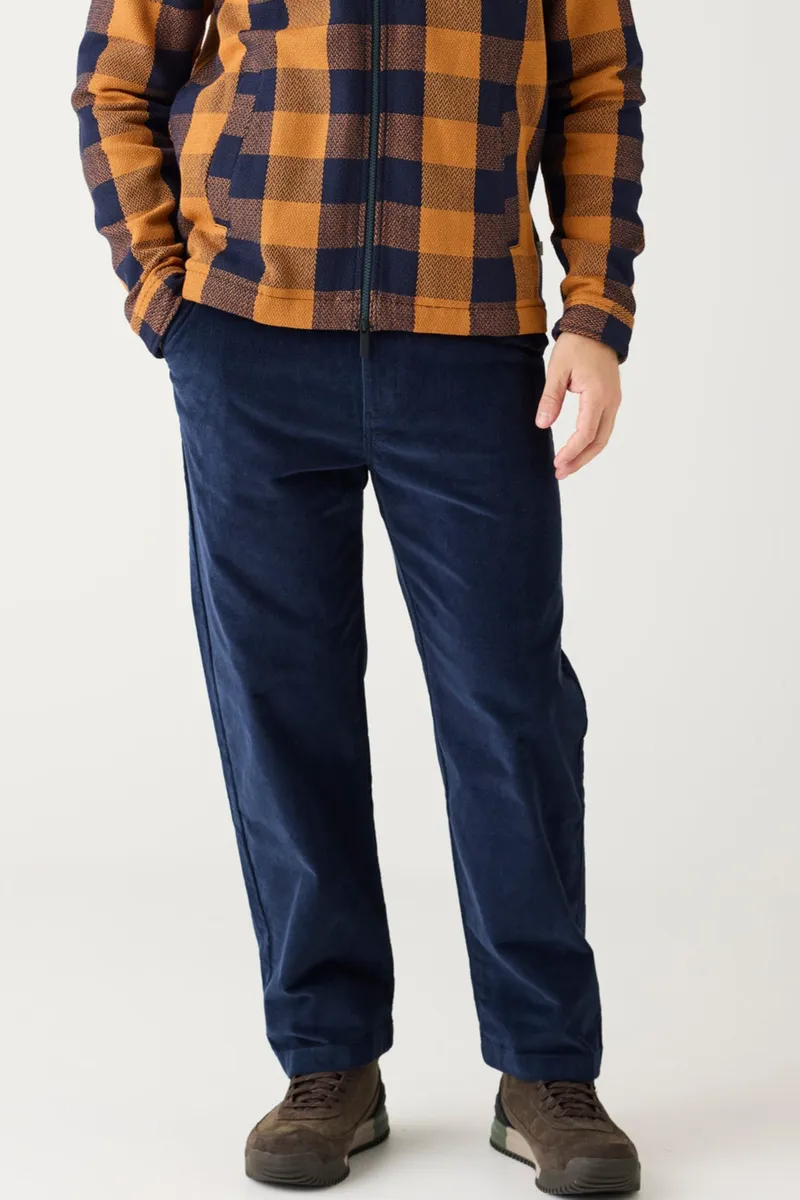 KnowledgeCotton Apparel KnowledgeCotton Apparel Herren vegan Chino-Hose Flint Wide Corduroy Night Sky Navy, Extra dunkelblau, – Produktbild 3 von 3
