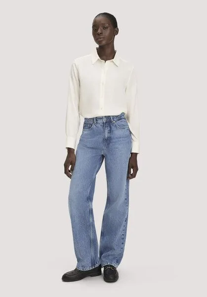 hessnatur hessnatur Jeans GIERA Straight Relaxed aus reinem Bio-Denim, Medium blue, – Produktbild 1 von 3