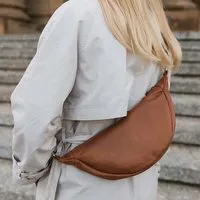 BOWLEANIES TASCHEN BOWLEANIES TASCHEN Moon Bag aus Lederfaserstoff, Braun mit silber, – Produktbild 1 von 1