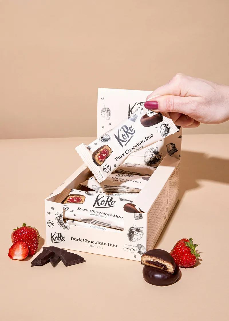 KoRo Bio Dark Chocolate Duo Strawberry | 12 x 2 x 20 g – Produktbild 3 von 5