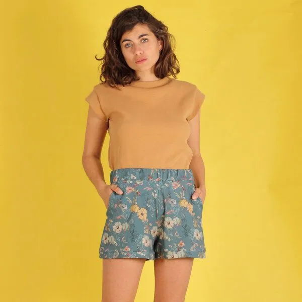 ManduTrap ManduTrap Shorts "Floralia" aus Biobaumwolle kbA mit Blumenmuster – Produktbild 4 von 4