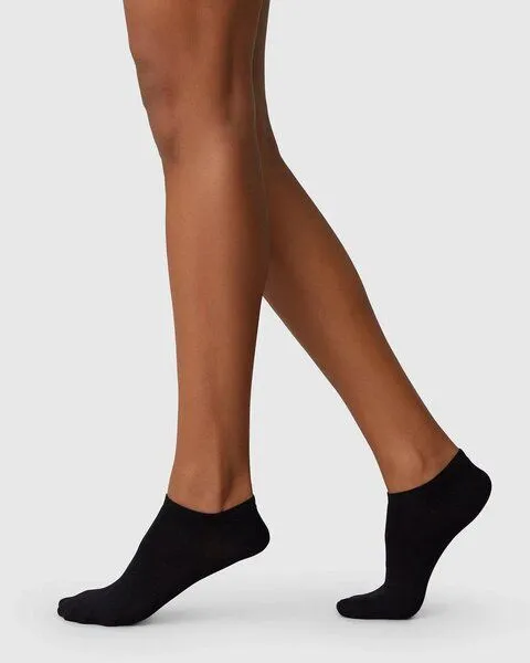 Swedish Stockings Swedish Stockings Sneaker Socken - SARA PREMIUM 70den, Schwarz, – Produktbild 4 von 4