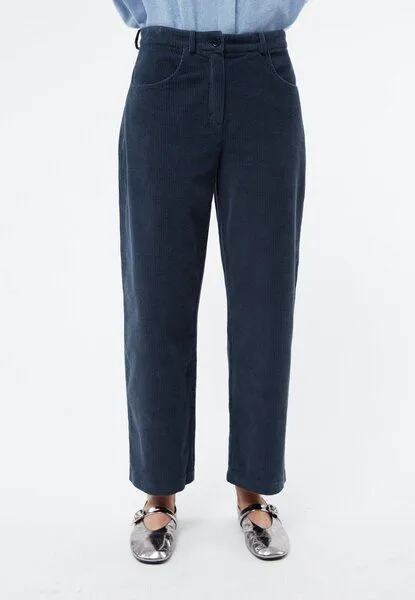 Givn Berlin Givn Berlin Cordhose GBCORALIE in eleganter Passform aus Bio-Baumwolle, Midnight blue, – Produktbild 3 von 4