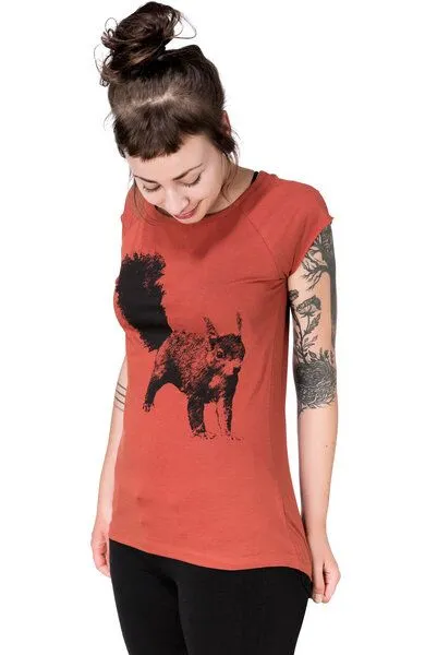 Hirschkind Hirschkind Bio-& Fair-Trade-Frauenshirt "Eichhörnchen" rostot – Produktbild 3 von 3