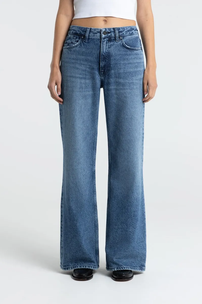 Kings Of Indigo Kings of Indigo Damen vegan Jeans Flare Jane Rechange Mid, Blau, – Produktbild 1 von 1