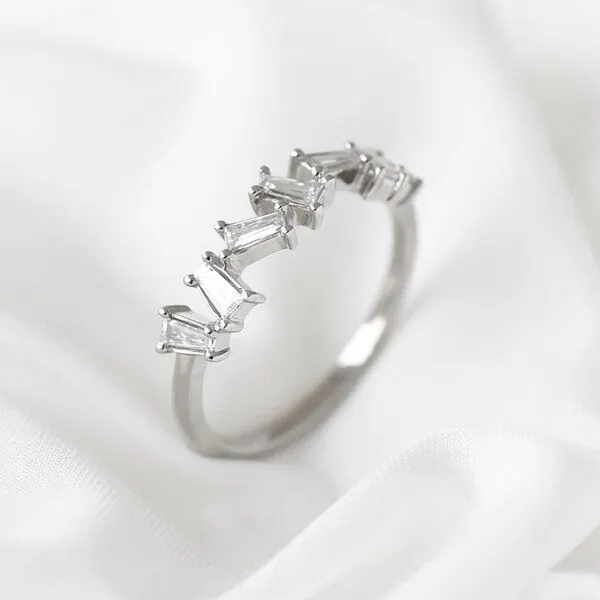 Eppi Eppi Minimalistischer Ring mit Lab Grown Diamanten Egino, Gelb, – Produktbild 2 von 4
