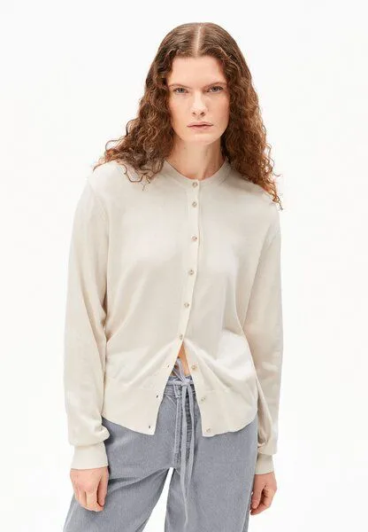 ARMEDANGELS ARMEDANGELS FINE KNIT Damen Strickjacke aus Bio-Baumwoll Mix, Oatmilk, – Produktbild 1 von 4