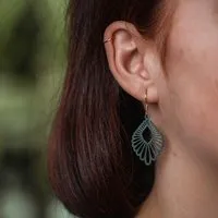 feinformart feinformart Ohrringe / Ohrhänger aus Holz - Mindful, Schwarz, – Produktbild 1 von 2