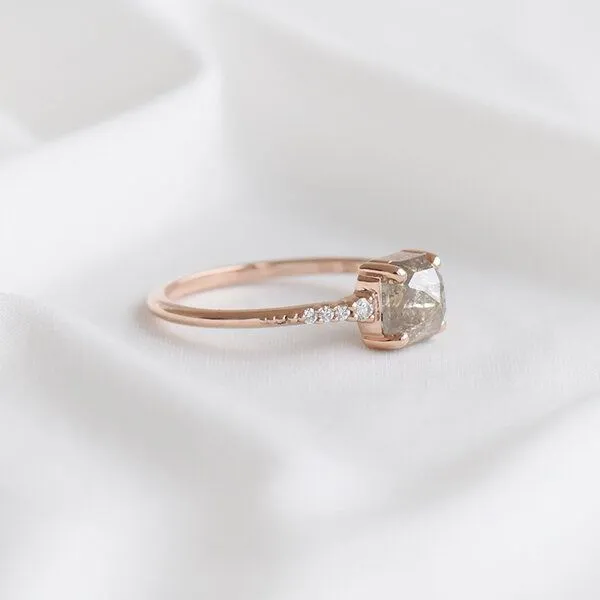 Eppi Eppi Außergewöhnlicher Ring mit Salt and Pepper Diamant Korey – Produktbild 3 von 4