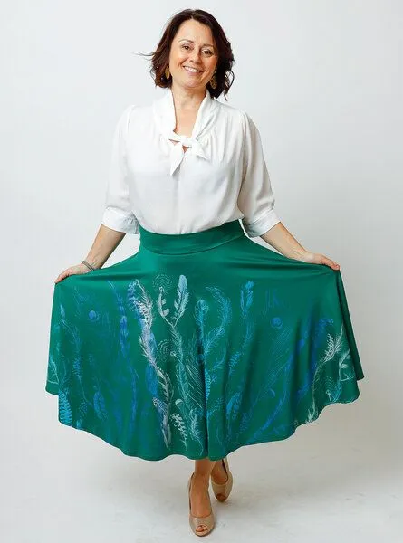 Peaces.bio - handbedruckte Biomode Peaces.bio - handbedruckte Biomode Tellerrock Federkleid, Grün, – Produktbild 3 von 4