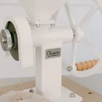 Madalga Madalga Hand-Getreidemühle Classico – Edelstahl-Mahlwerk & Stromlos – Produktbild 1 von 1