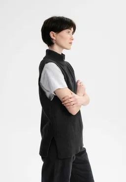 MELA MELA Damen vegan Strickweste Mit Rollkragen Gamini Schwarz – Produktbild 1 von 1
