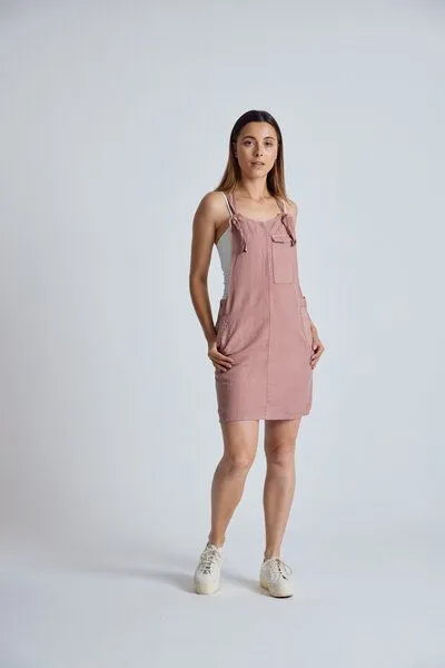 Flax and Loom Flax and Loom Leinen Latzkleid Peggy, Retro pink (rosa), – Produktbild 1 von 7