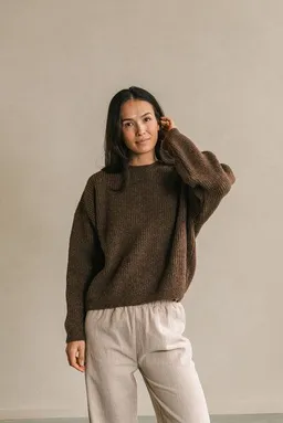 The View Yoga The View Yoga Anna Sweater Brown – Produktbild 1 von 1
