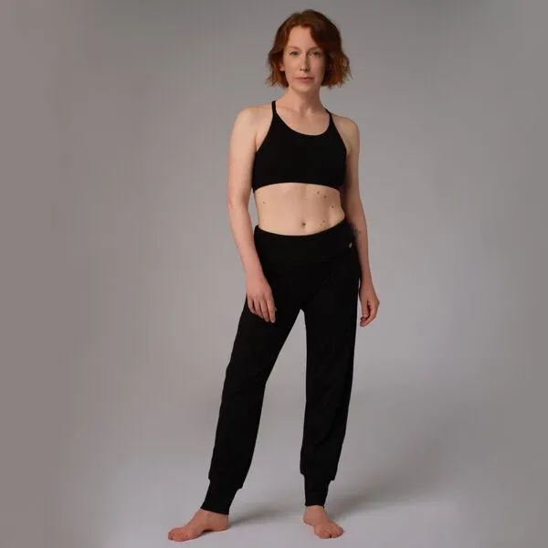 comazo|earth comazo|earth Fairtrade Hose lang | GOTS zertifiziert, Schwarz, – Produktbild 3 von 4