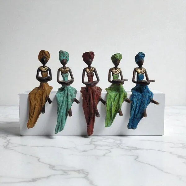 Moogoo Creative Africa Moogoo Creative Africa Bronze-Skulptur "Lesende Frau" by Hamed Nikiema 28 cm | Unikate | verschiedene Farben, Grün, – Produktbild 2 von 4