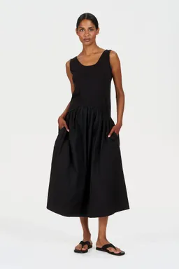 KOMODO KOMODO Damen vegan Kleid Neema Schwarz – Produktbild 1 von 1