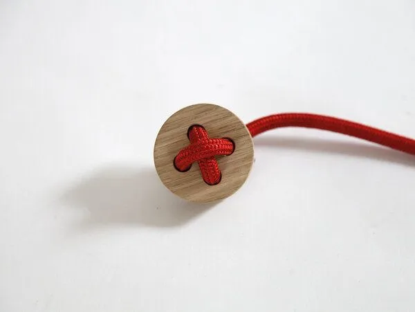 werkvoll by Lena Peter werkvoll by Lena Peter Nachhaltige Holz Kinder Schaukel FREI, Rot, – Produktbild 4 von 8