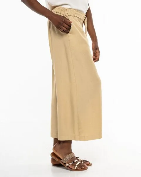 Alma & Lovis Alma & Lovis Weite 7/8 Hose aus fließendem Lyocell | Tencel Culotte, Mais (beige-natur), – Produktbild 3 von 4