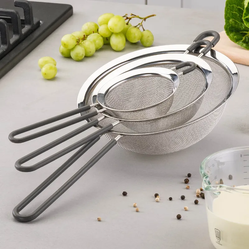 Chefkoch trifft Fackelmann Chefkoch trifft Fackelmann Sieb Ø20cm, rutschfester Griff – Produktbild 2 von 3