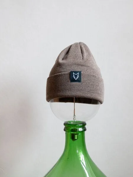 VEROIKON VEROIKON Merino-Beanies Fuchsbau, Taupe, – Produktbild 1 von 1