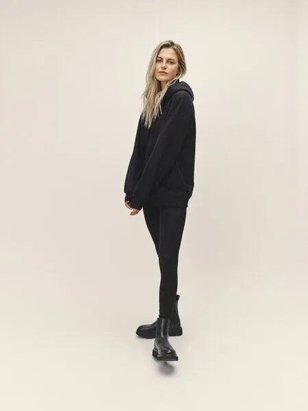 WOTE WOTE Hoodie Sweatshirt aus Organic Cotton - Bio Baumwolle, Schwarz, – Produktbild 3 von 3