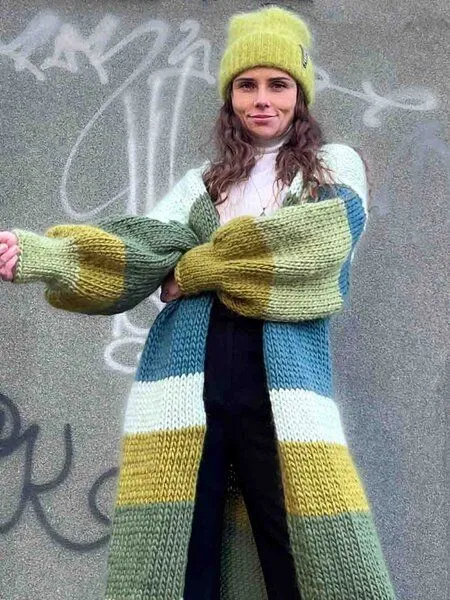 PANAPUFA PANAPUFA bunte gestreifte Strickjacke aus Merinowolle, Violett, – Produktbild 3 von 4