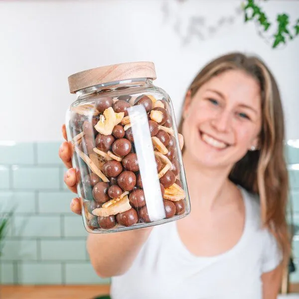 Econovo Econovo Vorratsgläser mit Holzdeckel | 1200ml (Set 2-tlg.) | Kollektion Oval – Produktbild 3 von 4