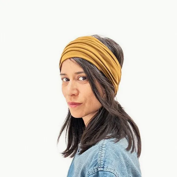 Liebe Deinen Planeten Liebe Deinen Planeten Bio breites Jersey Stirnband BASIC in vielen Farben aus elastischem Bio Baumwoll Jersey, Caramel, – Produktbild 1 von 4