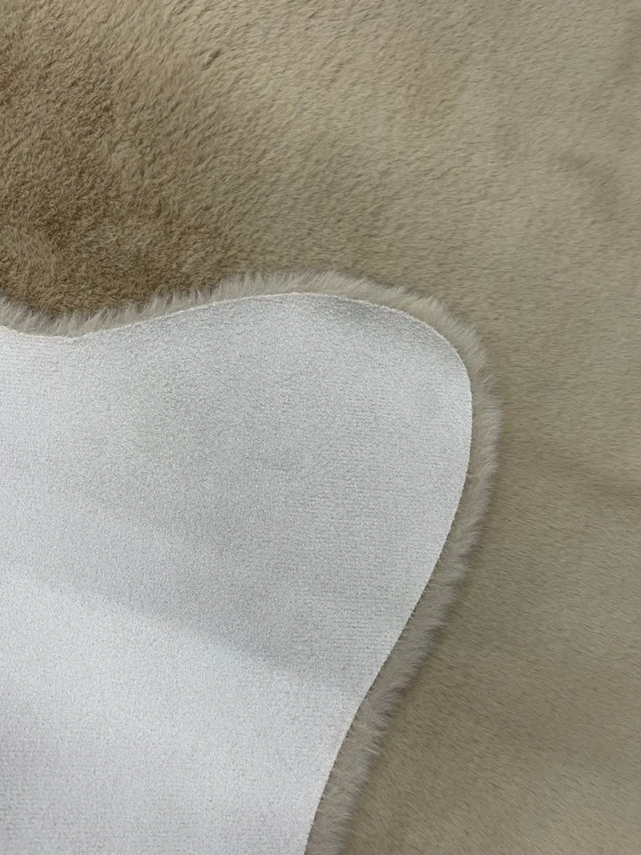 ASTRA Fellteppich Elda, Kunstfell, rechteckig, Höhe: 13 mm, Dekofell, kuschelweich, Wohnzimmer, Kinderzimmer, Kaninchenhaptik, Goldfarben, – Produktbild 3 von 4