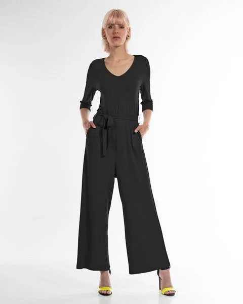 Alma & Lovis Alma & Lovis Eleganter Einteiler aus fließendem EcoVero | Pique Jumpsuit, Raven (schwarz), – Produktbild 1 von 2