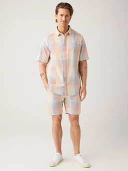 KnowledgeCotton Apparel KnowledgeCotton Apparel Lockere Seersucker-Shorts FIG aus Bio-Baumwolle – Produktbild 1 von 1