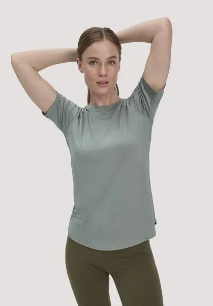hessnatur hessnatur T-Shirt Regular ACTIVE COMFORT aus TENCEL Lyocell, Mattgrün, – Produktbild 1 von 5