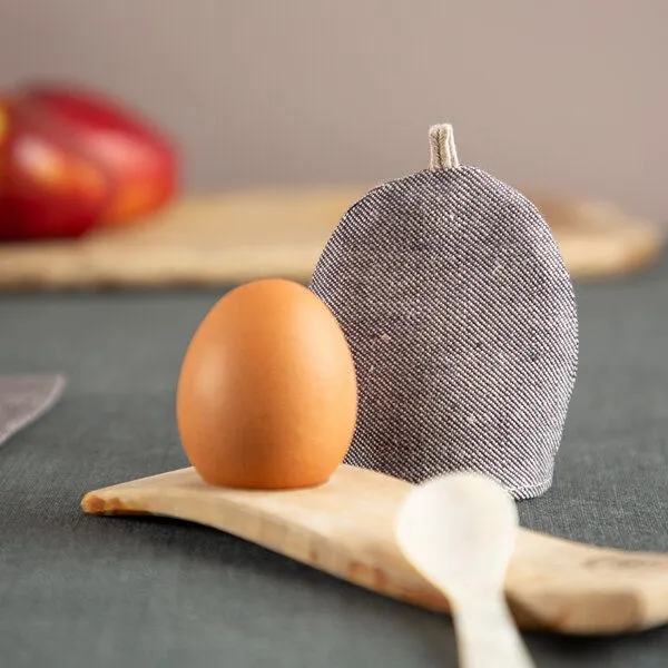 nahtur-design nahtur-design Eierwärmer aus Bioleinen mit Feinloden | Bring Farbe auf Deinen Tisch, Dunkelblau, – Produktbild 2 von 5
